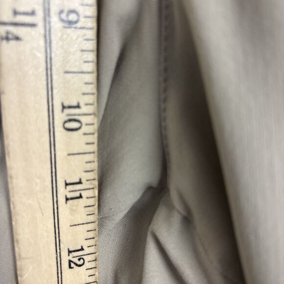 Under Armour Performance Pants Mens size 40 x 29 Beige Casual Active Golf - Picture 5 of 10